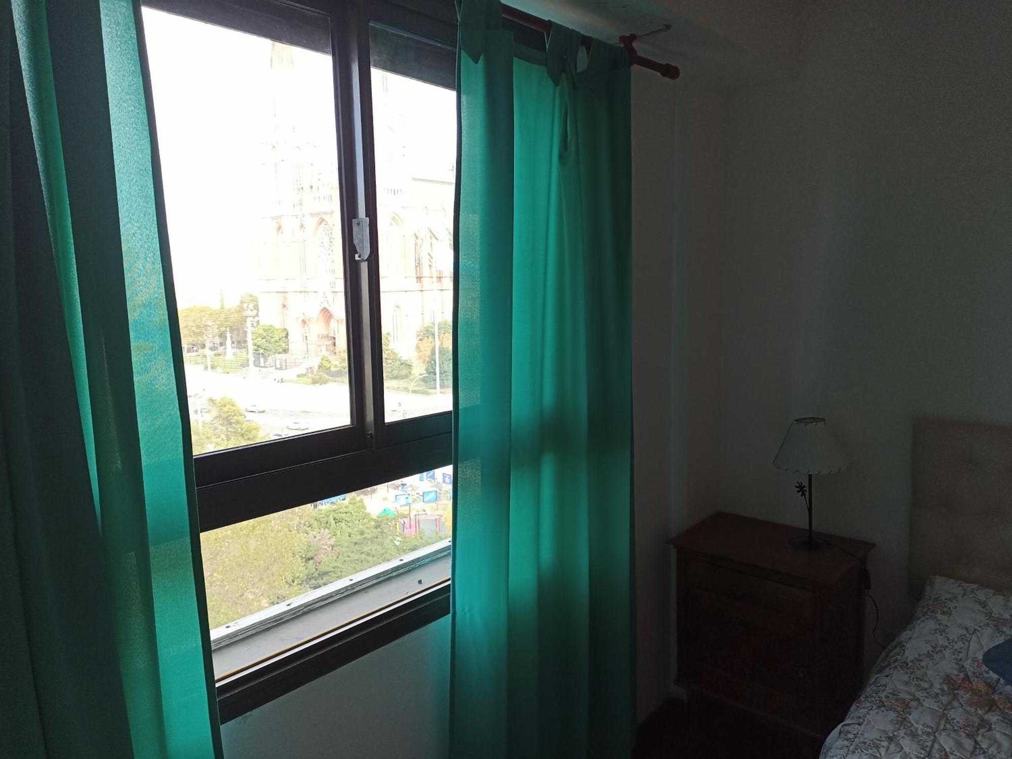 Departamento Plaza Moreno Con Balcon La Plata Exterior foto