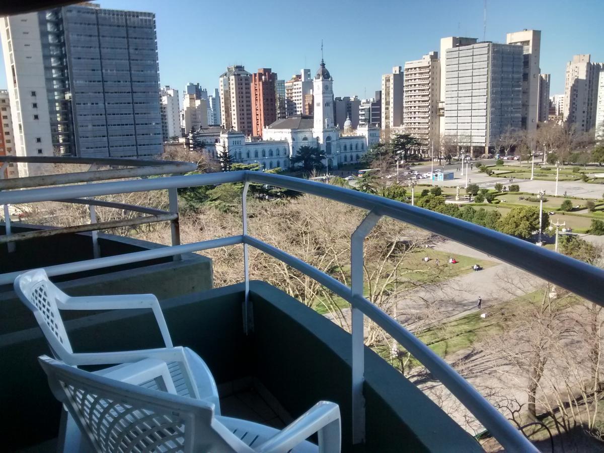 Departamento Plaza Moreno Con Balcon La Plata Exterior foto
